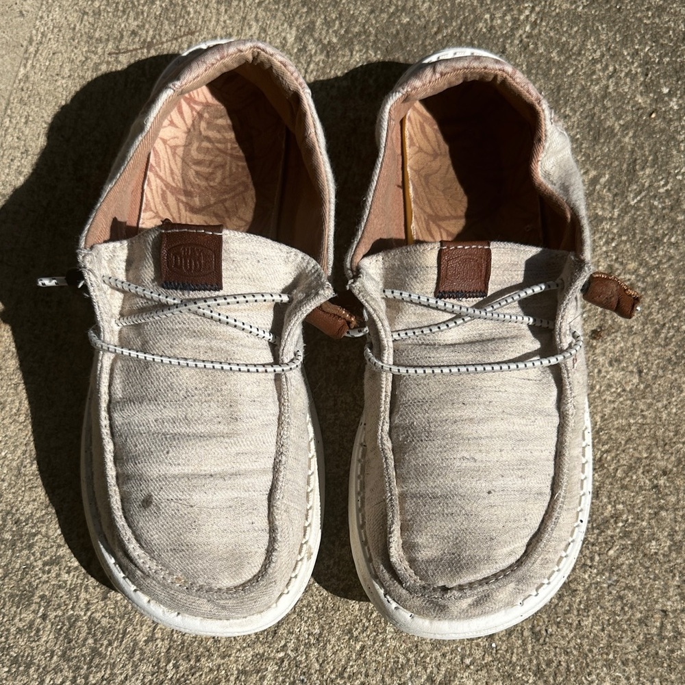 Wendy Heathered Slub Tropical Canvas Slip-On Comfortable Everyday Style